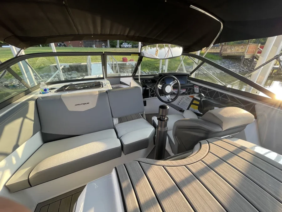 2022-nautique-ski-nautique-200-145435-image3.webp