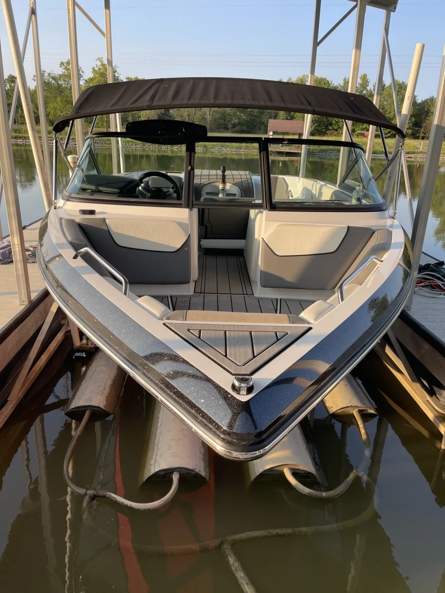 2022-nautique-ski-nautique-200-145435-image7.webp