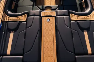 2027-mastercraft-xt22-145437-image17.webp
