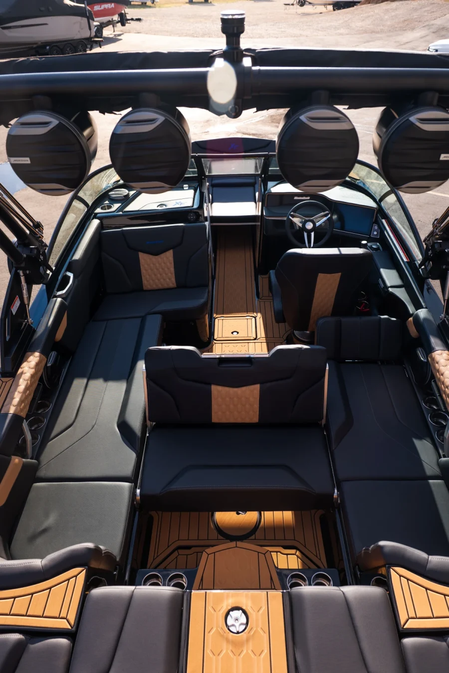 2027-mastercraft-xt22-145437-image19.webp