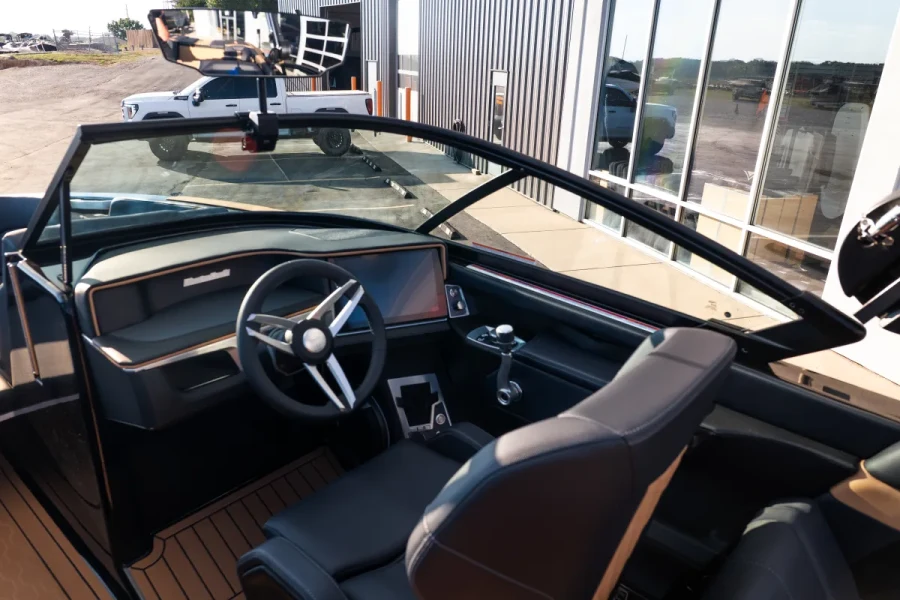 2027-mastercraft-xt22-145437-image25.webp