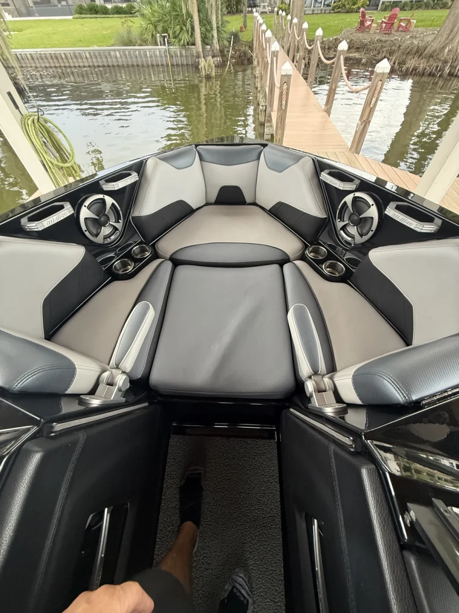 2018-malibu-wakesetter-23-lsv-145455-image8.webp