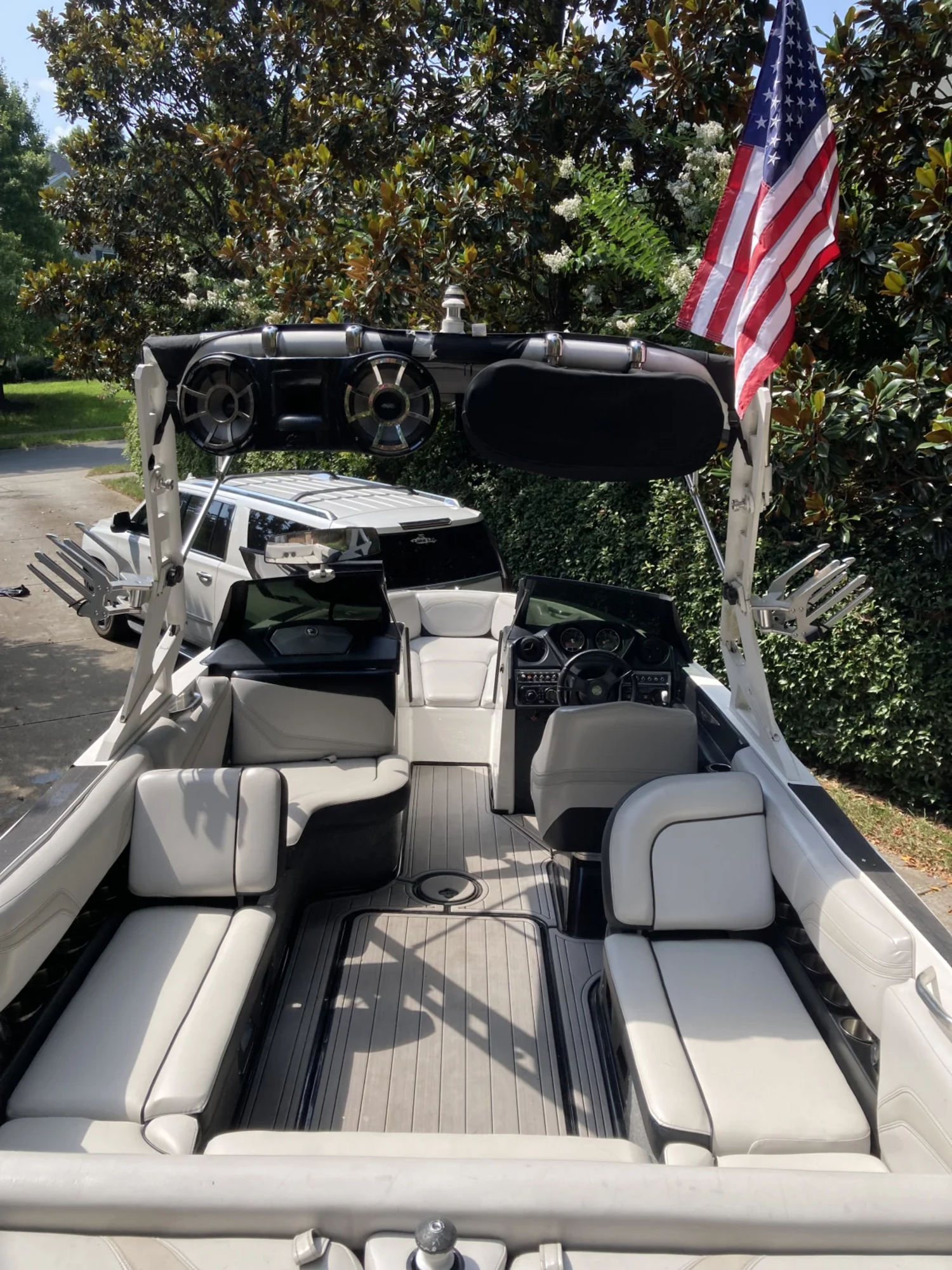 2015 Axis T23