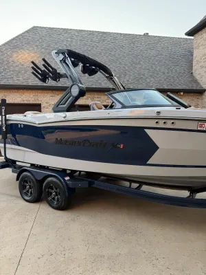 2022-mastercraft-x-star-145484-image0.webp