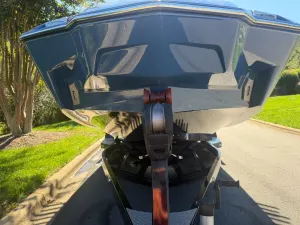 2022 Malibu Boats M220 Icon