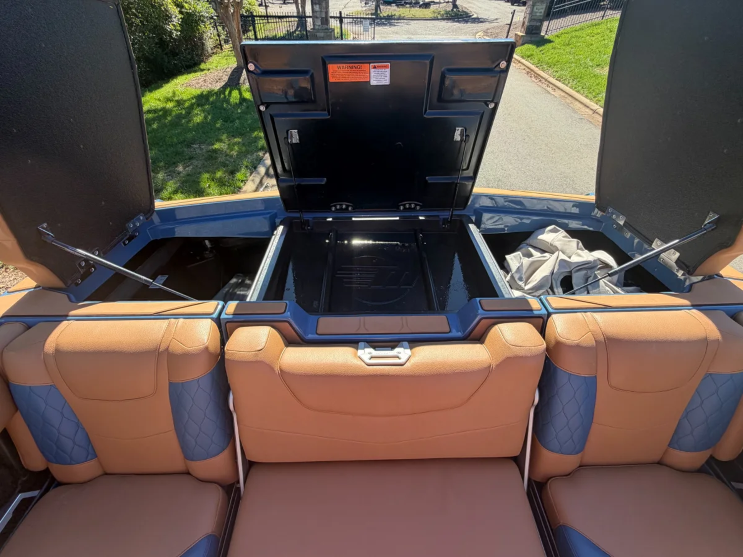 2022 Malibu Boats M220