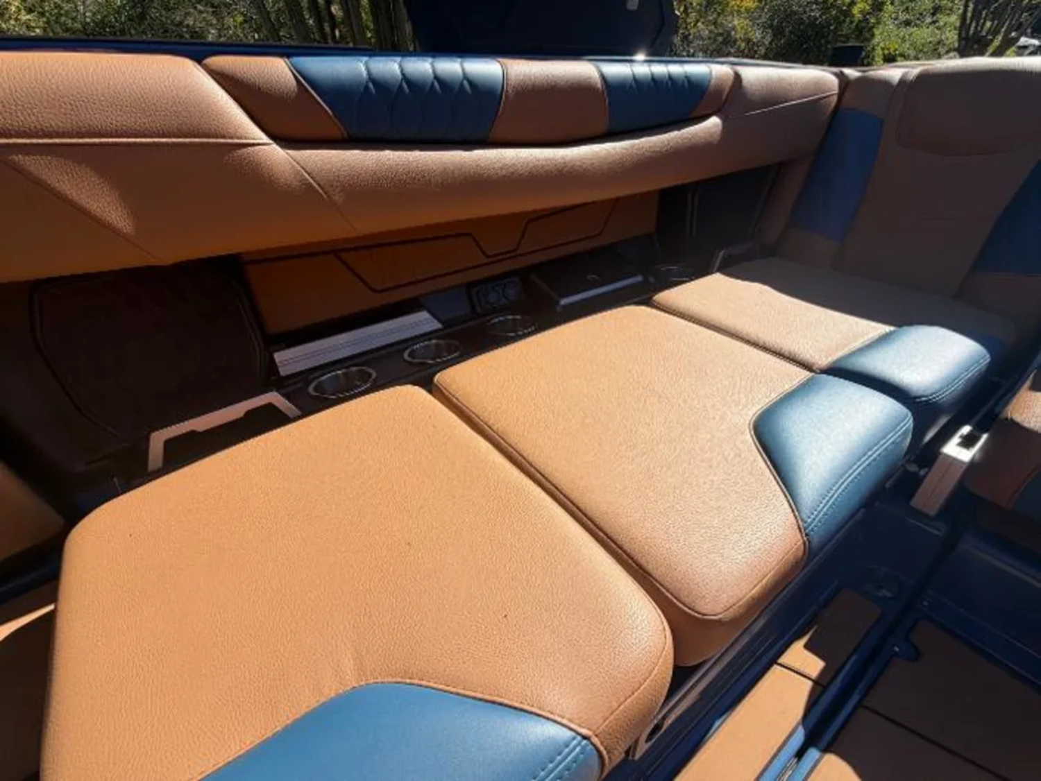 2022 Malibu Boats M220