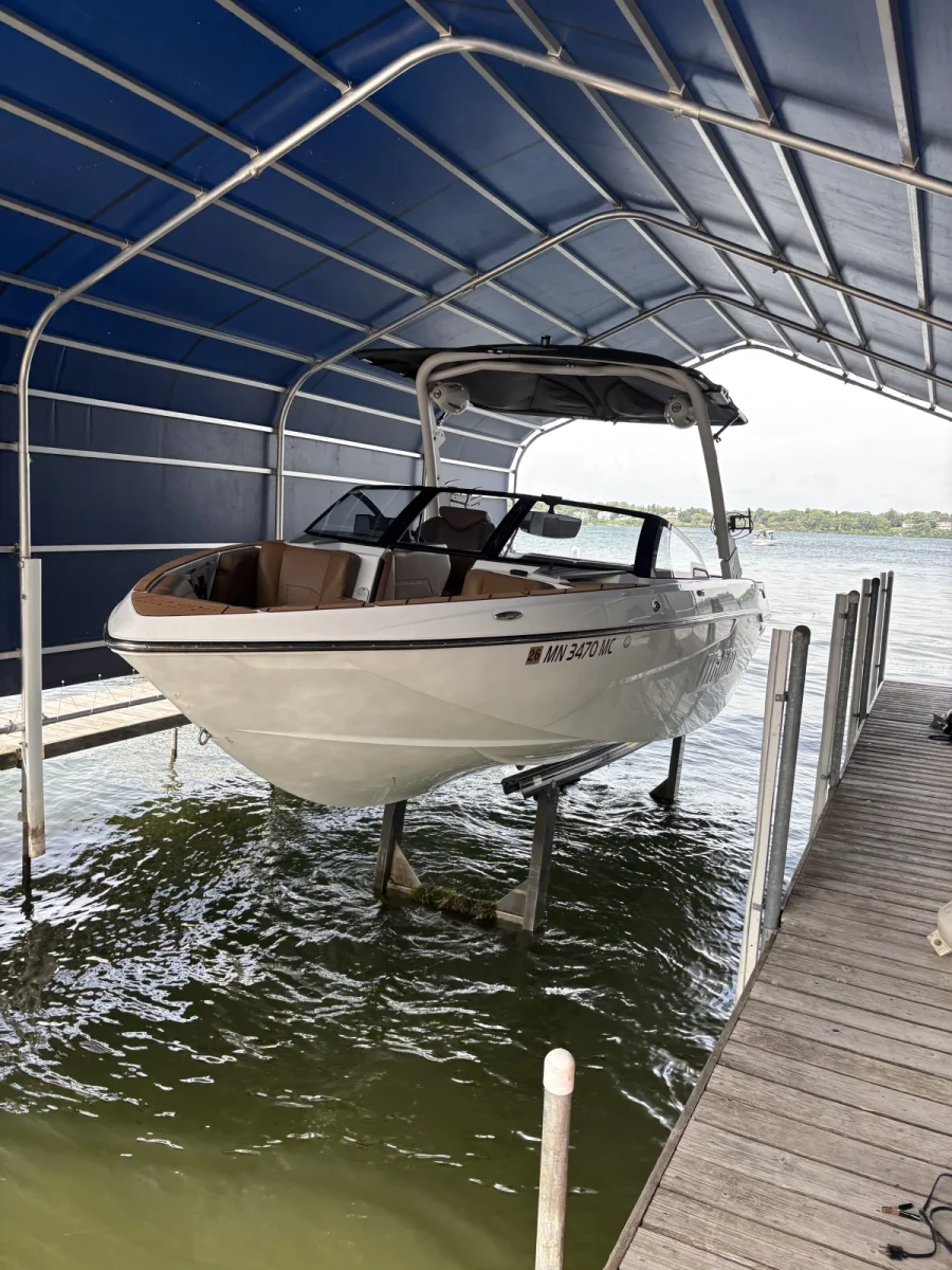 2021-malibu-wakesetter-25-lsv-145544-image2.webp