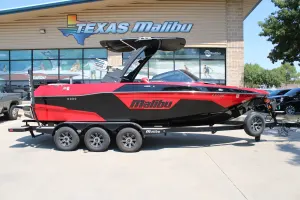 2022-malibu-wakesetter-23-lsv-145550-image0.webp