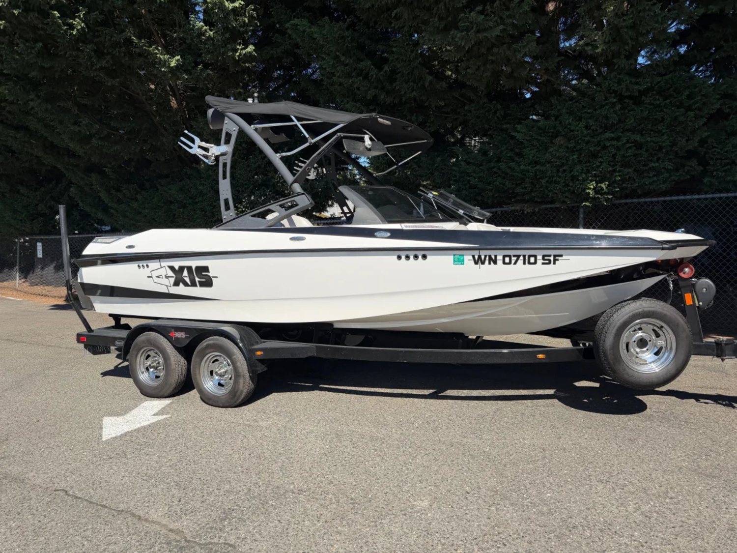 2014 Axis A20