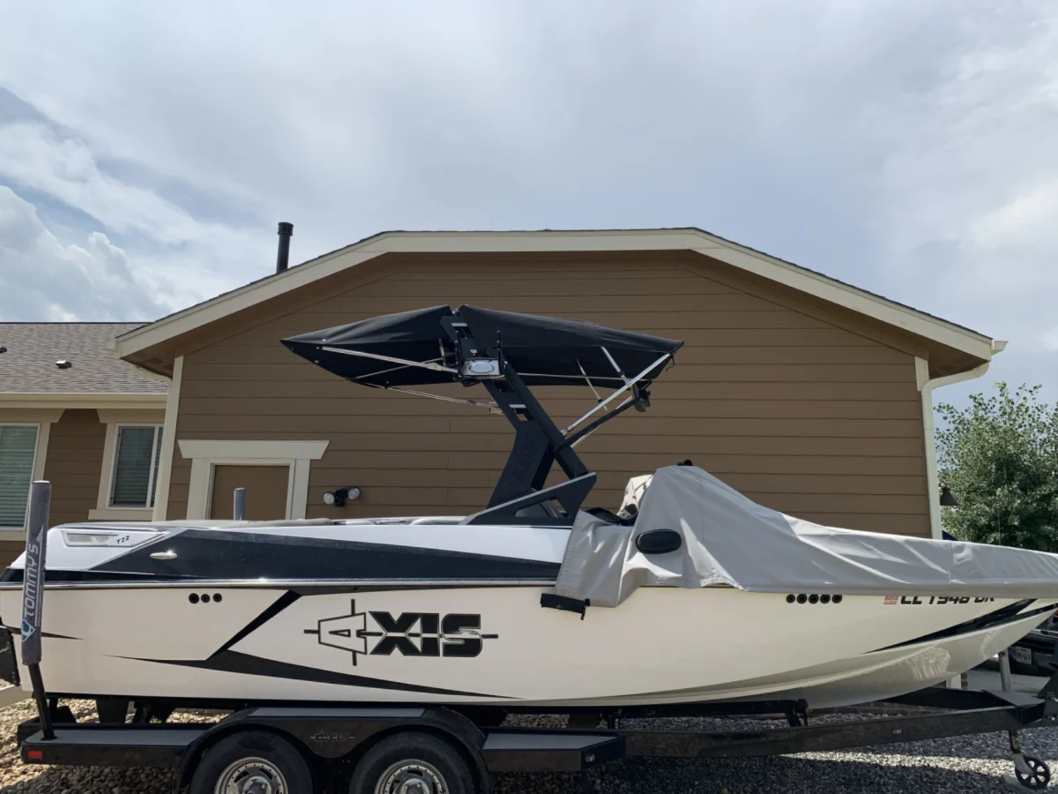 2017 Axis Boats T22