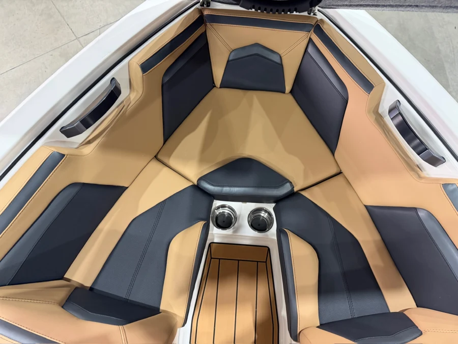 2027-mastercraft-prostar-145574-image7