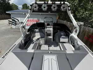 2020-moomba-craz-145585-image7.webp