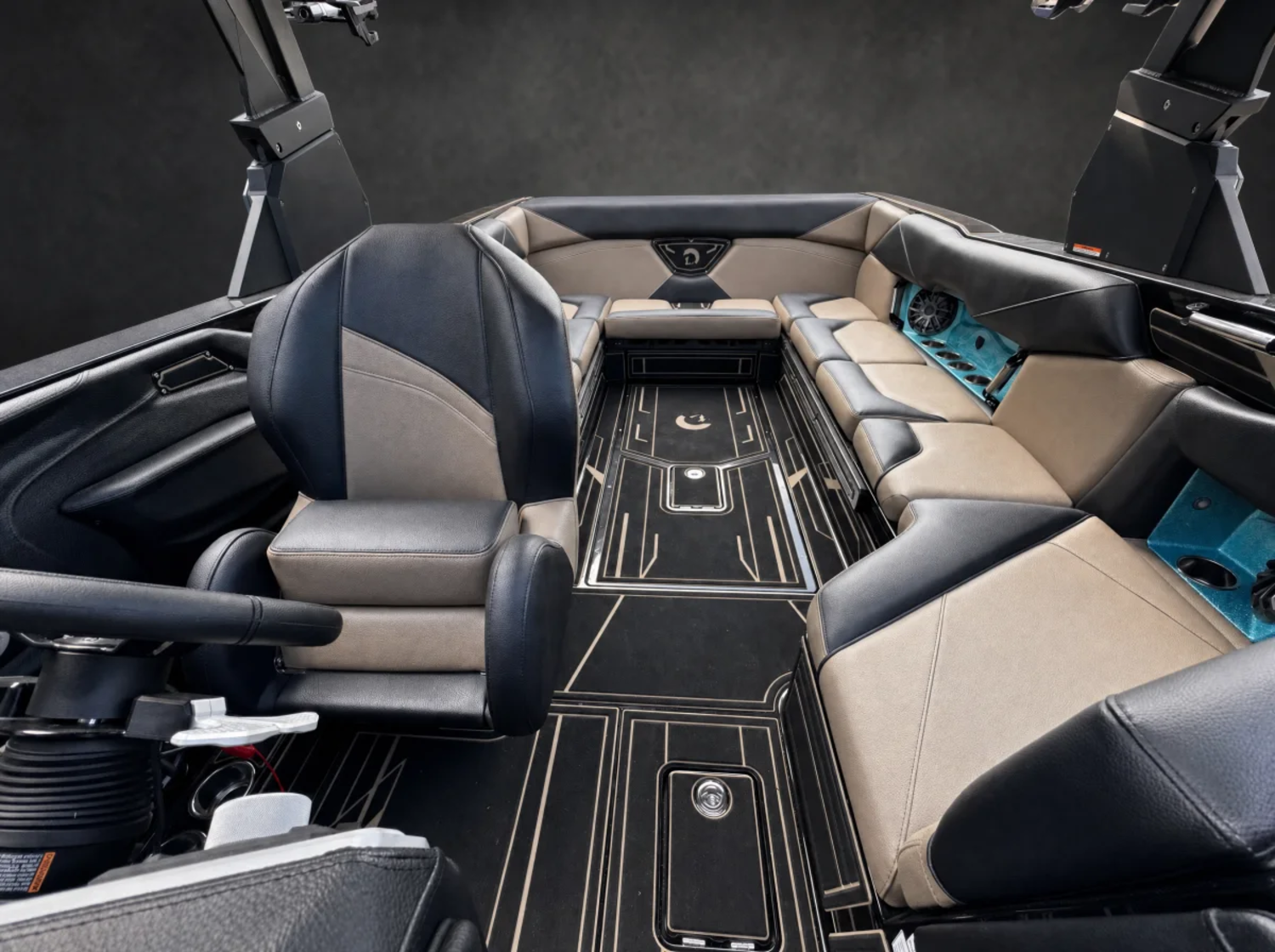 2027 Centurion Nv243