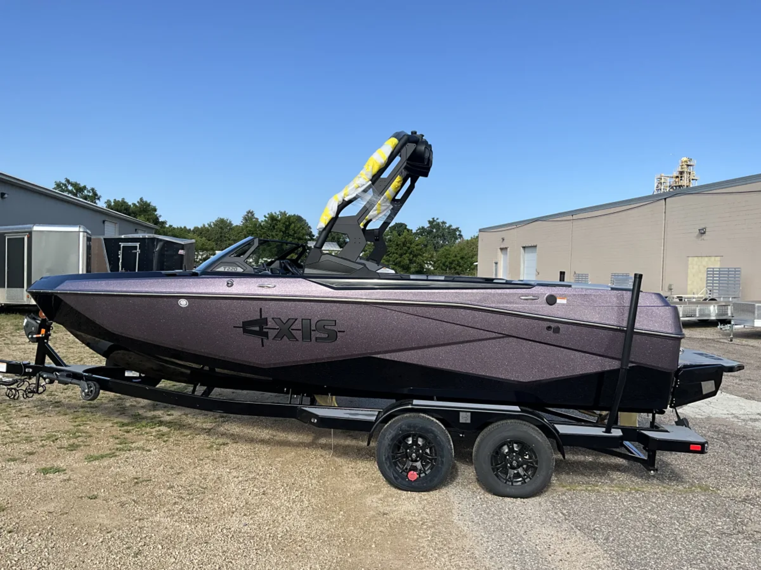 2027 AXIS T220 Wake boat