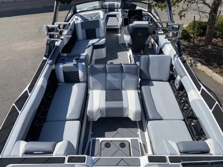 2023-malibu-wakesetter-26-lsv-145599-image10.webp