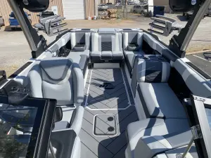 2023-malibu-wakesetter-26-lsv-145599-image21.webp