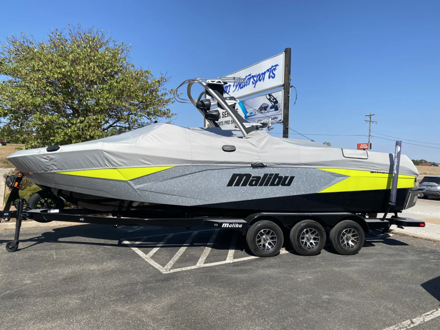 2023 Malibu Wakesetter 26 LSV