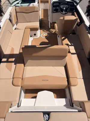 2025-mastercraft-nxt24-145600-image17.webp