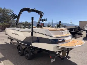 2025-mastercraft-nxt24-145600-image4.webp
