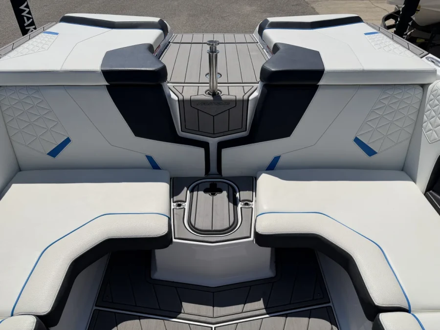 2024-nautique-gs20-145604-image13.webp