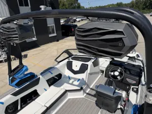 2024-nautique-gs20-145604-image2.webp