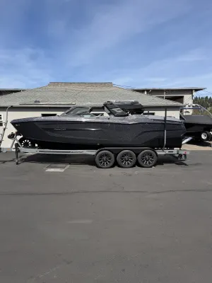 2026-mastercraft-x24-145605-image3.webp