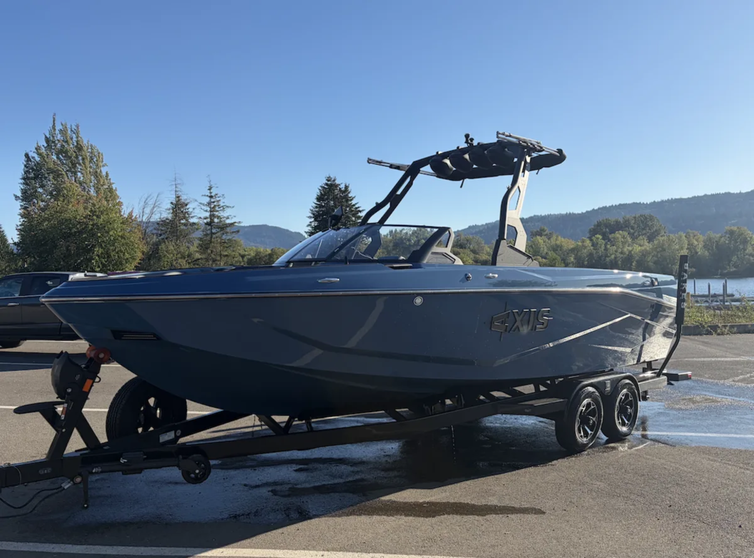 2027 Axis T250
