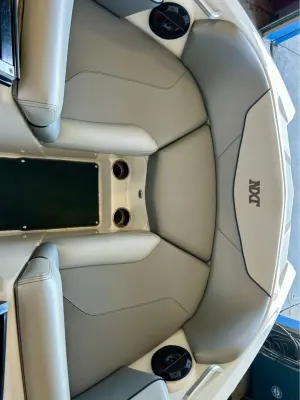 2018-mastercraft-nxt20-145635-image5.webp