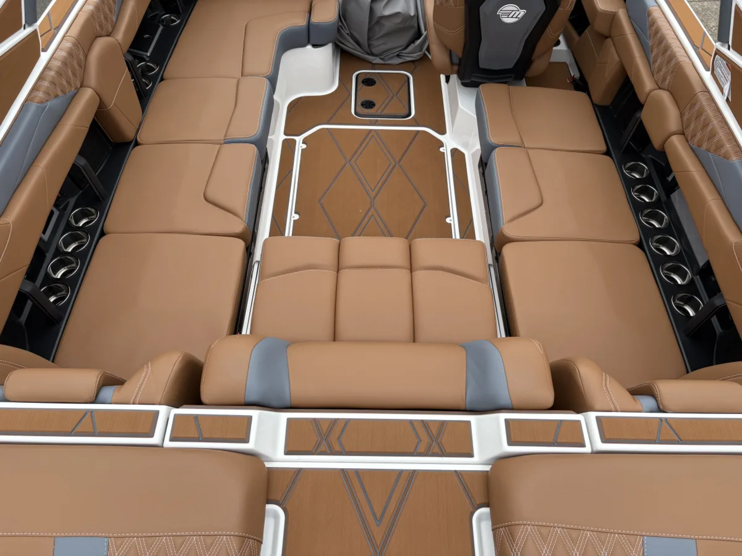 2026 Malibu M230